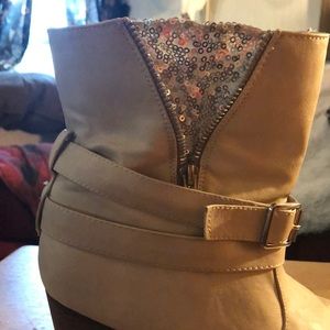 Size 9 booties cream colored with silver sparkles